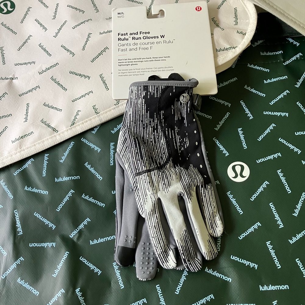 NWT Lululemon Fast and Free Rulu Run Gloves, M/L, Jacquard Black Starlight/Grey
